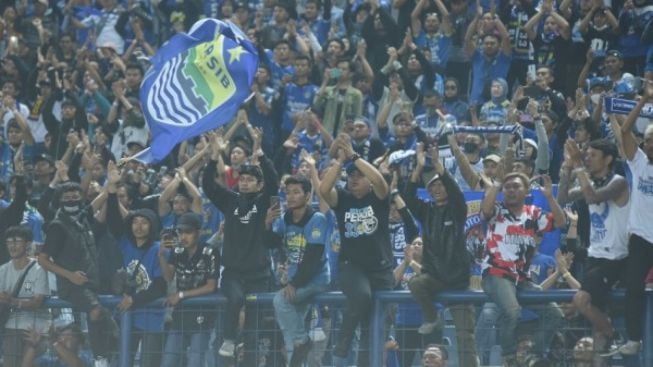 Kekecewaan Bobotoh, Persib Pahami Situasi dan Tetap Berjuang di Tangerang Tanpa Supporter