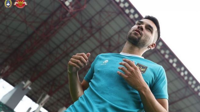 Pelatih Fisik Timnas Indonesia, Shin Sang Gyu Puji Profesionalisme Sandy Walsh, Netizen: Mindset Keren!