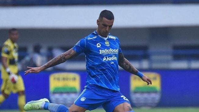 Sempat Jadi Cemoohan, Alberto Rodriguez Kini Paling Dibutuhkan Persib Bandung