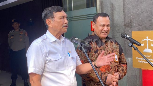 Siap Pimpin Golkar, Luhut Ungkap Syaratnya