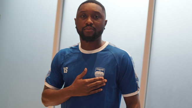 Gunakan Nomor Punggung 15 di Persib, Levy Madinda: Pernah Memakai Nomor Ini Waktu di Gabon