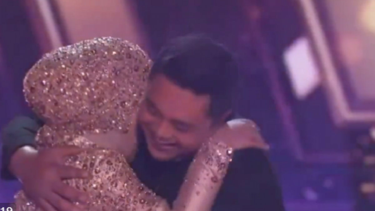 Girangnya Putri Ariani bersama ayah usai diumumkan lolos ke babak final America's Got Talent 2023 [(Tangkap Layar X)]