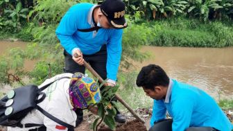 300 Pohon Alpukat Ditanam di Pinggir Sungai Deli