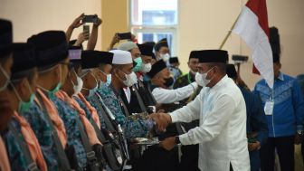 Kloter I Jemaah Haji Embarkasi Medan Diberangkatkan