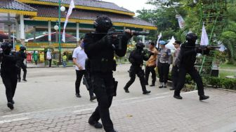 Pasukan Pemukul TNI-Polri Kawal Kunjungan Presiden Jokowi di Medan Kamis Besok