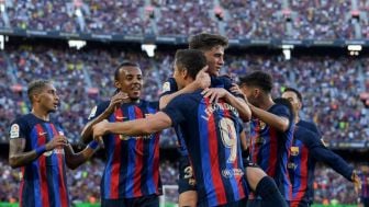 Tekuk Sevilla Tiga Gol Tanpa Balas, Barca Selisih Dua Poin dari Madrid