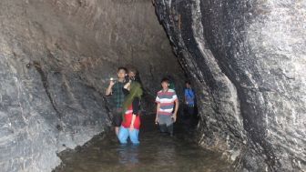 Menjajal Batu Katak Bahorok, Surganya Para Pecinta Gua