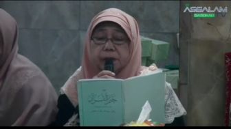 Ustazah Taslimah Wafat Saat Membaca Al-Qur'an di Mesjid, Warganet: Sangat Mulia Sekali