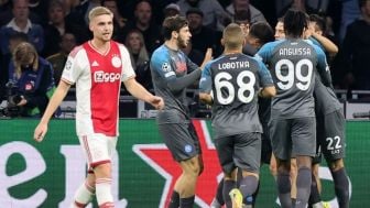 Cetak Setengah Lusin Gol ke Gawang Ajax, Napoli Pimpin Grup Dengan Poin Sempurna