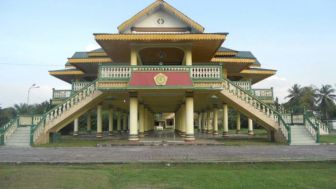 Pesona Rumah Adat Puri Melayu Sri Menanti, Objek Wisata di Sumatera Utara