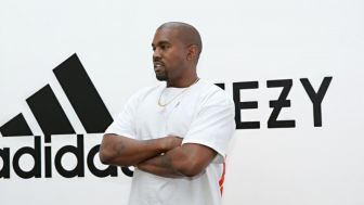 Kanye West Resmi Dipecat Adidas, Apa Alasannya?