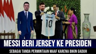 CEK FAKTA: Lionel Messi Beri Jokowi Jersey, Minta Maaf Sudah Bikin Gaduh, Benarkah?