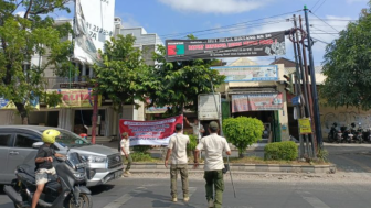 Marak Spanduk Seruan People Power Di Solo, Anak Buah Gibran Turun Tangan