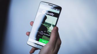 Cara Menampilkan Lirik Lagu di Spotify Terupdate 2023