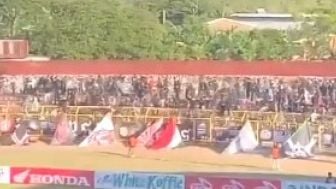 Suporter PSM Makassar Rusuh di Stadion BJ Habibie, Netizen: Ayo Pak Erick Kasih Sanksi