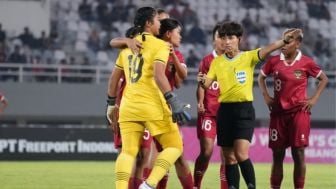 Media Vietnam Bela Wasit yang Kasih Kartu Merah ke Kiper Timnas Putri di AFF U19; Le Thi Ly Wasit Wanita Kelas FIFA