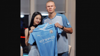 Manchester City ke Korea Selatan, Erling Haaland Pamer Foto Bareng Jisoo BLACKPINK