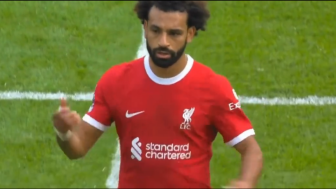 Bikin Ngambek, Apa Alasan Jurgen Klopp Tarik ke Luar Mo Salah Saat Lawan Chelsea?