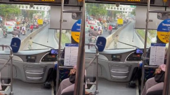 Viral Bocil Panik Sepedaan di Jalur Bus TransJakarta, 'Subway Surfers Live Action'