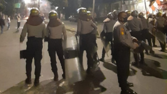 Ricuh! Warga Dago Elos Diserang Gas Air Mata Polisi Saat Demo Sengketa Lahan, Begini Kronologinya