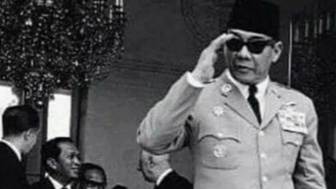 Salah Kaprah Tata Cara Salam Kemerdekaan Ternyata Bukan Mengepalkan Tangan; Bung Karno Akui Terinspirasi Nabi Muhammad SAW