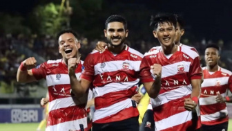 Madura United vs Persebaya Surabaya: Prakiraan Susunan Pemain, Head to Head dan Prediksi Skor