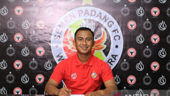 Kenalkan Pemain Baru Semen Padang Kakak Pratama Arhan, Sudah Malang Melintang Di Liga 3