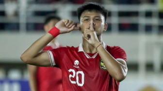 Tanggapan Dingin Shin Tae-yong Soal Selebrasi Gol Tutup Mulut Hokky Caraka