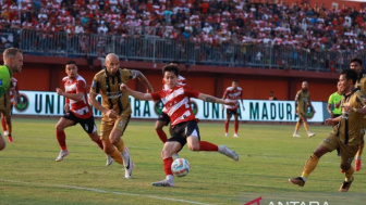 Madura United Gagal Ambil Alih Puncak Klasemen Usai Dipermalukan Dewa United