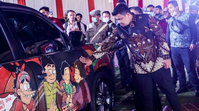 Mobil Dinas Bobby Nasution 'Dicoret-coret' Seniman Mural, Begini Hasilnya