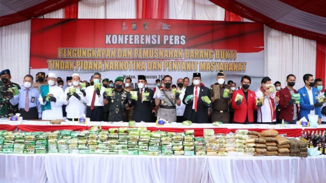 Musnahkan 253 Kg Sabu, Kapolda Sumut: Aksi Kriminal Salah Satu Penyebabnya Karena Narkotika