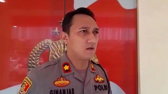 Kapolsek Medan Baru Terkena Sabetan Parang Saat Amankan Pelajar Hendak Tawuran