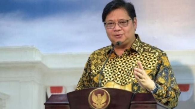 Menko Airlangga: Harga BBM Merupakan Tantangan yang Berat untuk APBN