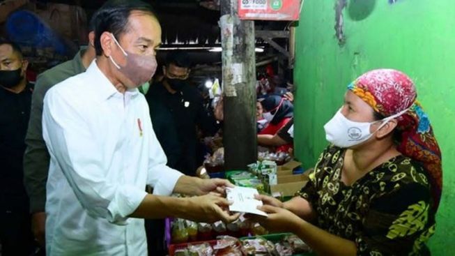 Amplop Bantuan Presiden Ternyata Kosong, Ini Penjelasan Istana