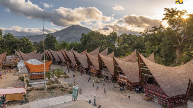 Tak Kalah Saing, Berikut 5Destinasi Wisata Pulau Samosir Selain Danau Toba