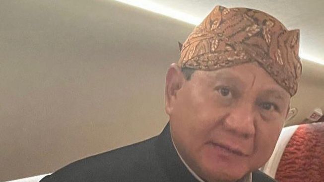 Dianggap Sudah Bukan Eranya Lagi, Denny Siregar Senggol Prabowo: Gak Capek Apa Ya Nyalon?