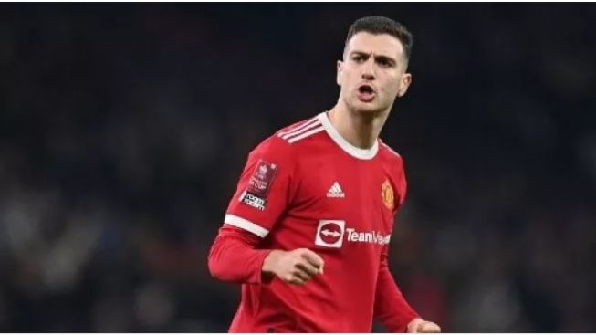 Tambah Kontrak 5 Tahun, Diogo Dalot Pastikan Tetap Bertahan di Manchester United