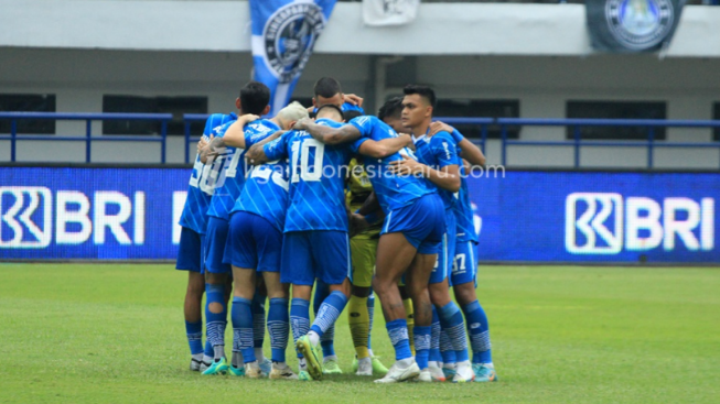 Link Live Streaming Arema FC vs Persib, Big Match BRI Liga 1 Malam Ini