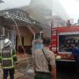 Diduga Korslet, 1 Unit Rumah Terbakar di Jalan Mongonsidi Medan