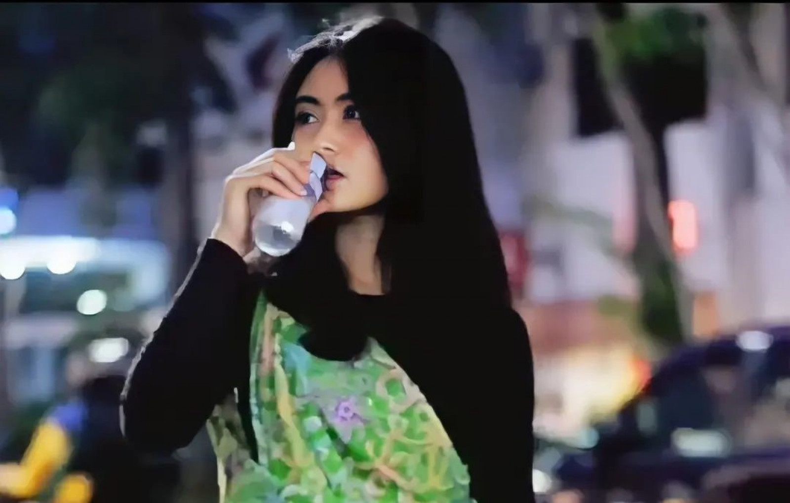 Cantik dan Kalem, Inilah 5 Potret Marshanda Revalina, Kekasih Marselino Ferdinan? - 2