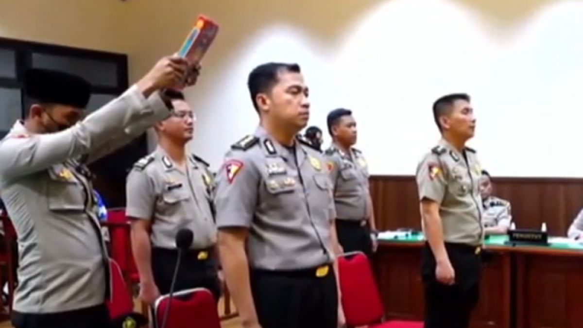 AKBP Arif Rachman Arifin dalam sidang KKEP. [Youtube Polri TV]