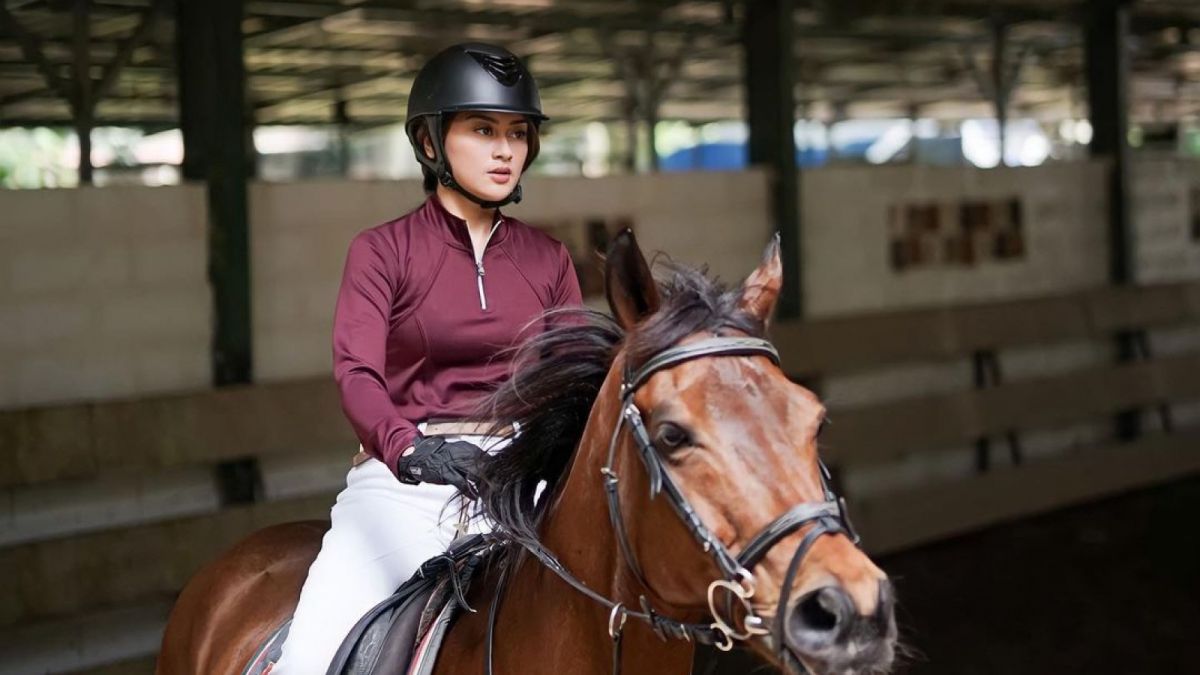 Memes Prameswari [Ig]