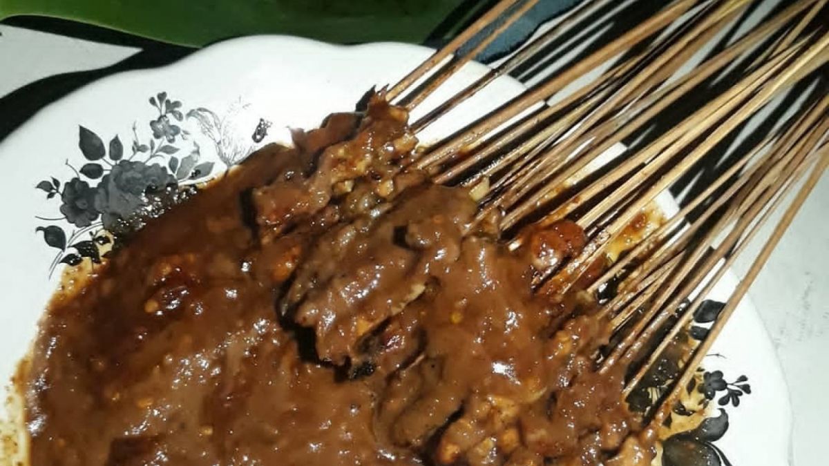 Sate lalat [Instagram @natali_pholem]