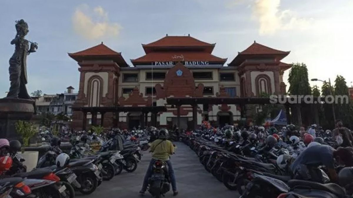 Pasar Badung di Kota Denpasar. [Suara.com]