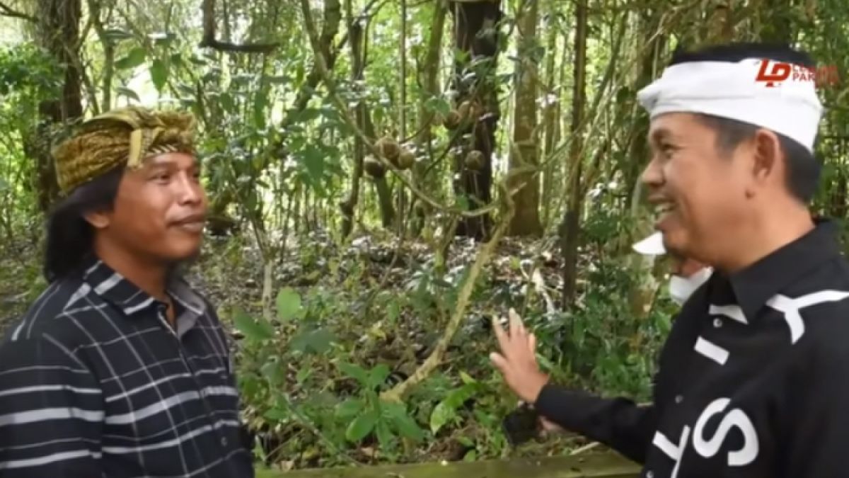 Setra Ari-ari (plasenta) di Desa Bayung Gede, Kintamani, Bangli. [Youtube Kang Dedi Mulyadi Channel]