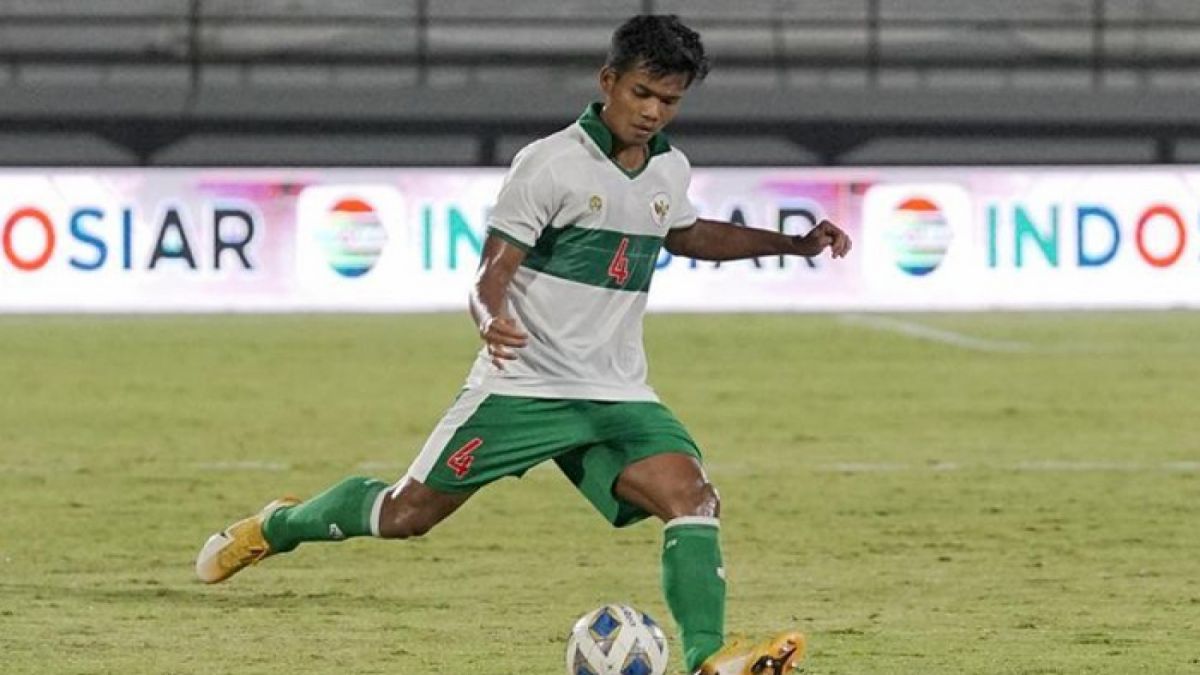 Bayu Fikri saat berseragam Timnas Indonesia. [Instagram @bayufkr]