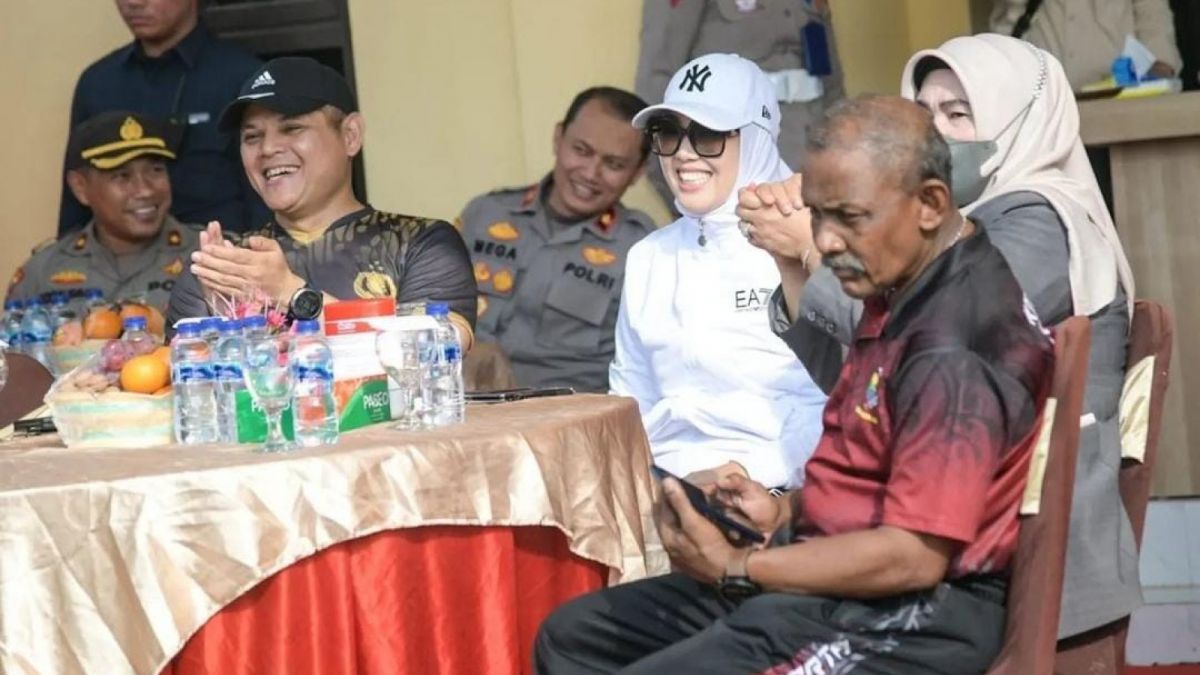 Anne Ratna bersama Kapolres dan jajaran Forkopimda Purwakarta [instagram @anneratna82]