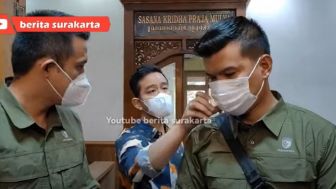 Video Wali Kota Solo Gibran Rakabuming Murka Copot Paksa Masker Paspampres, Ternyata