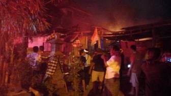 Tiga Rumah di Denpasar Terbakar, Komputer, TV, Segala Perabot Rumah Tangga hingga Uang Ludes