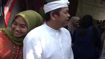 Waduh, Emak-emak Minta Kang Dedi Robohkan Hati Janda